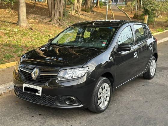 RENAULT SANDERO 1.6 16V SCE FLEX EXPRESSION MANUAL RENAULT SANDERO 1.6 16V SCE FLEX EXPRESSION MANUAL